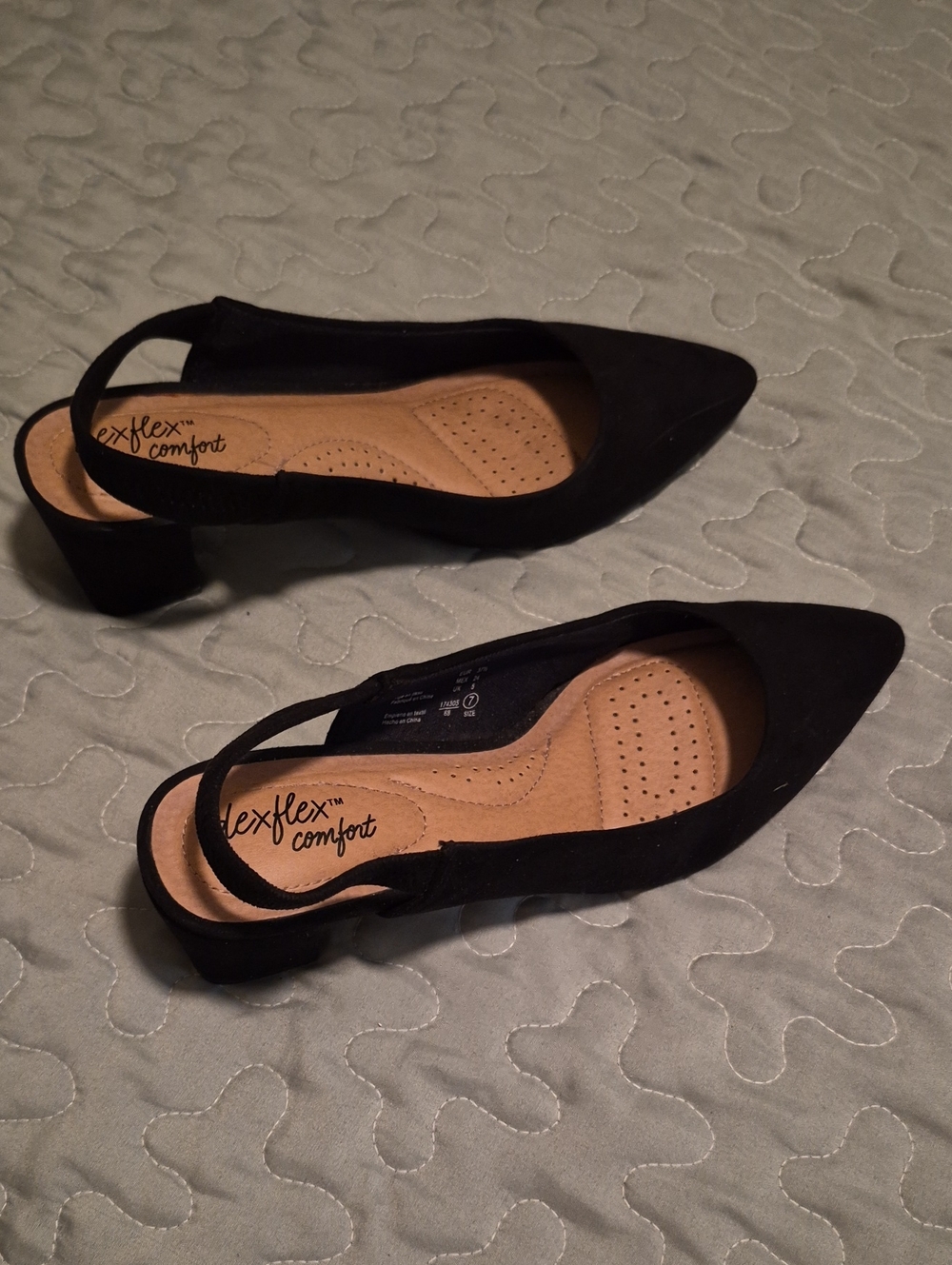 Dexflex Comfort Women's Black Slingback Pointed Toe Pump
